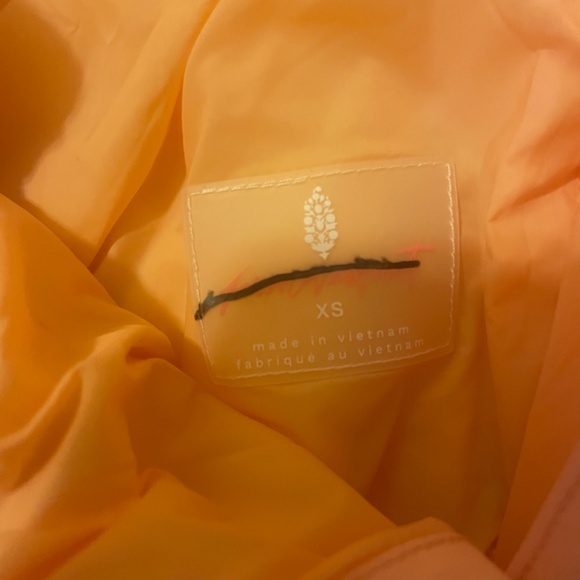 Free People All Prepped Ski Bib color wintermelon/peach - Picture 3 of 3